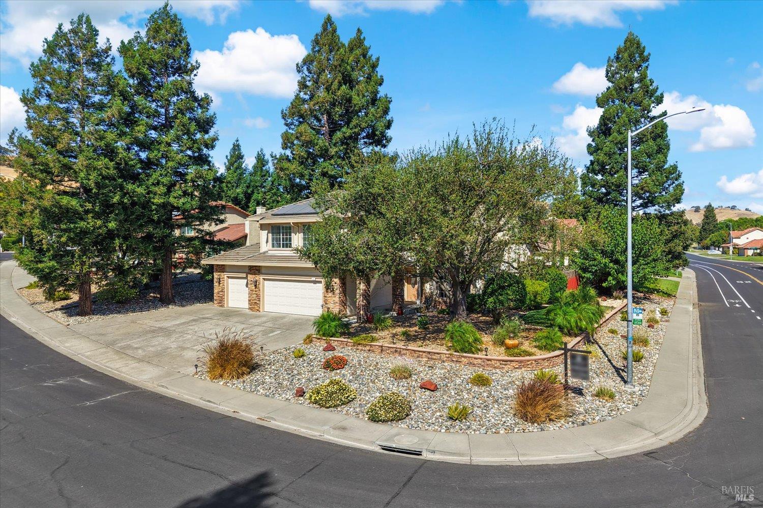 400 Rollingwood Court Vacaville CA 95688