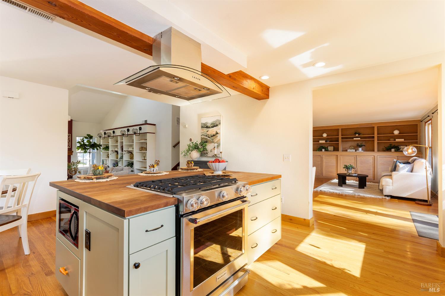 2371 Stonehouse Drive Napa CA 94558