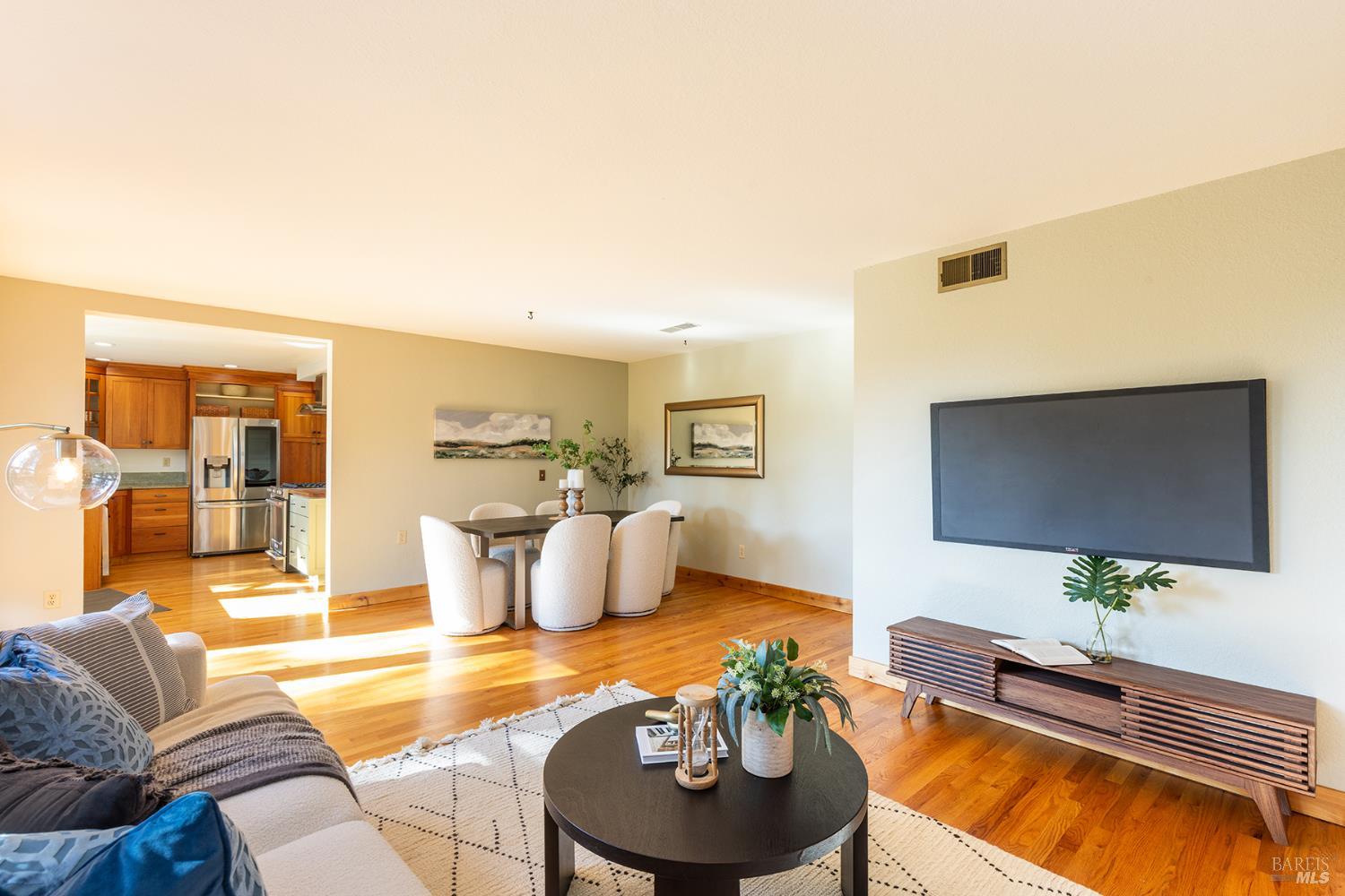 2371 Stonehouse Drive Napa CA 94558
