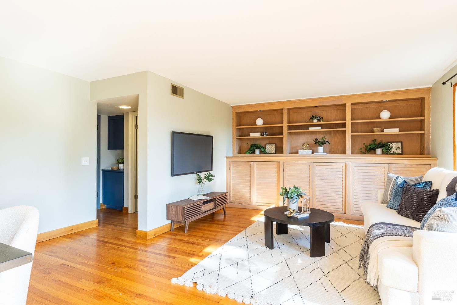 2371 Stonehouse Drive Napa CA 94558