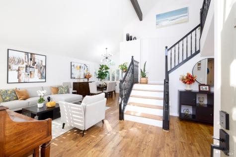 2480 Lemur Street Santa Rosa CA 95401