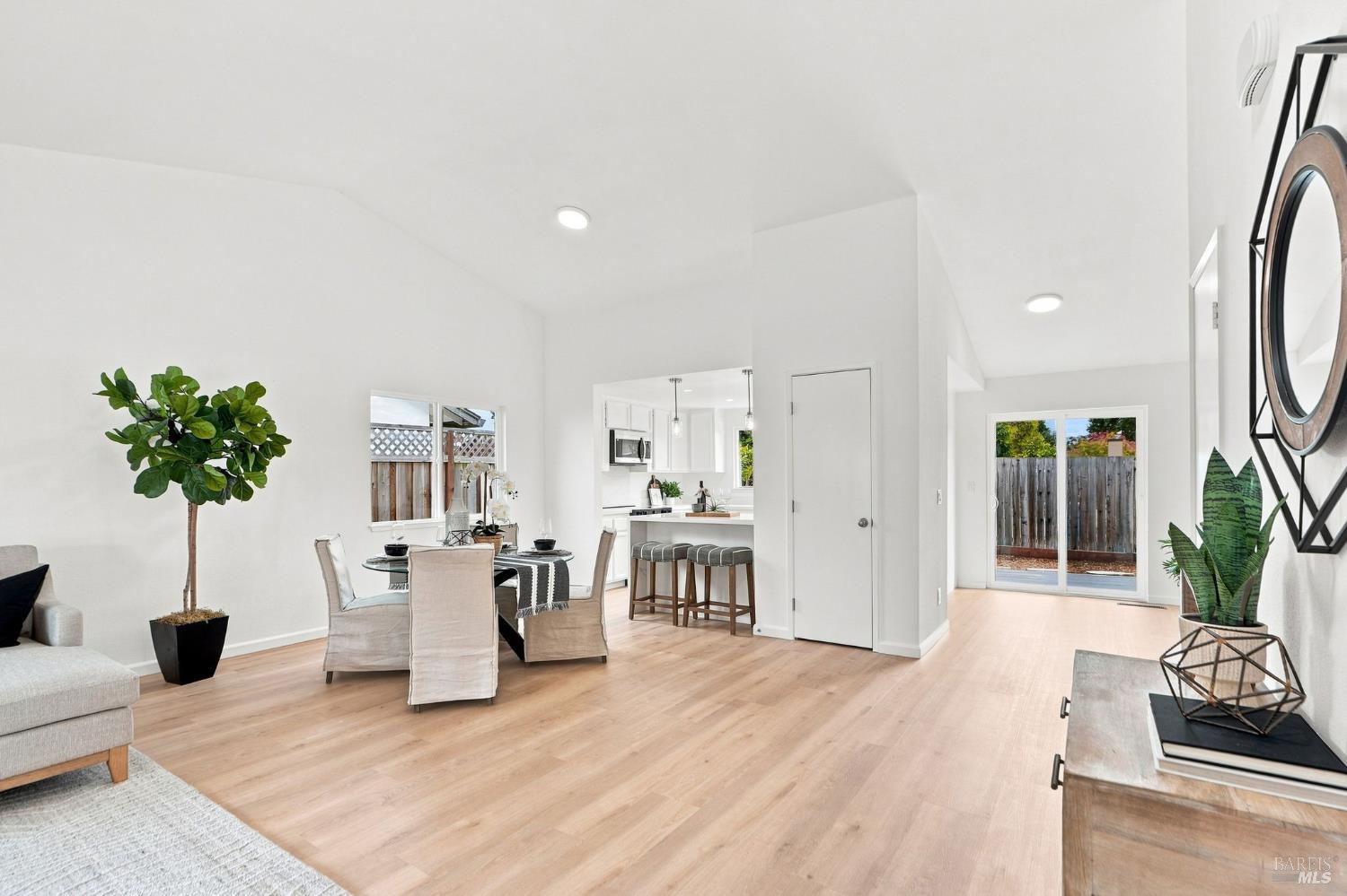 2436 Valley West Drive Santa Rosa CA 95401
