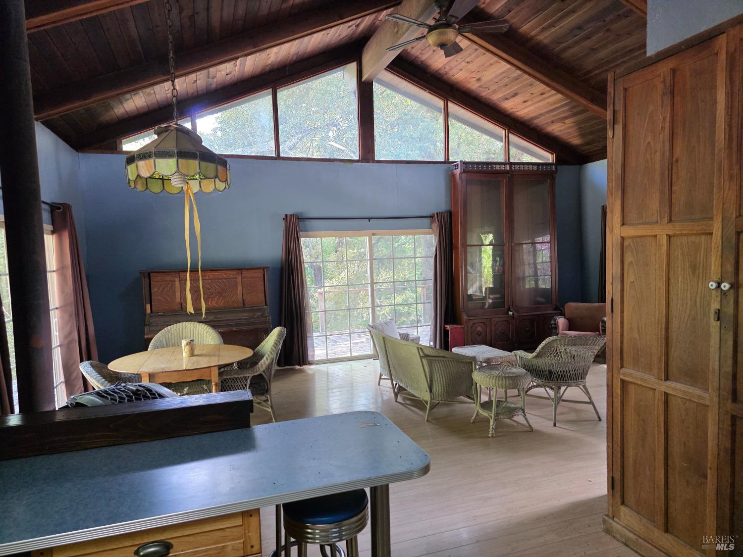 8000 Yellow Star Road Laytonville CA 95454