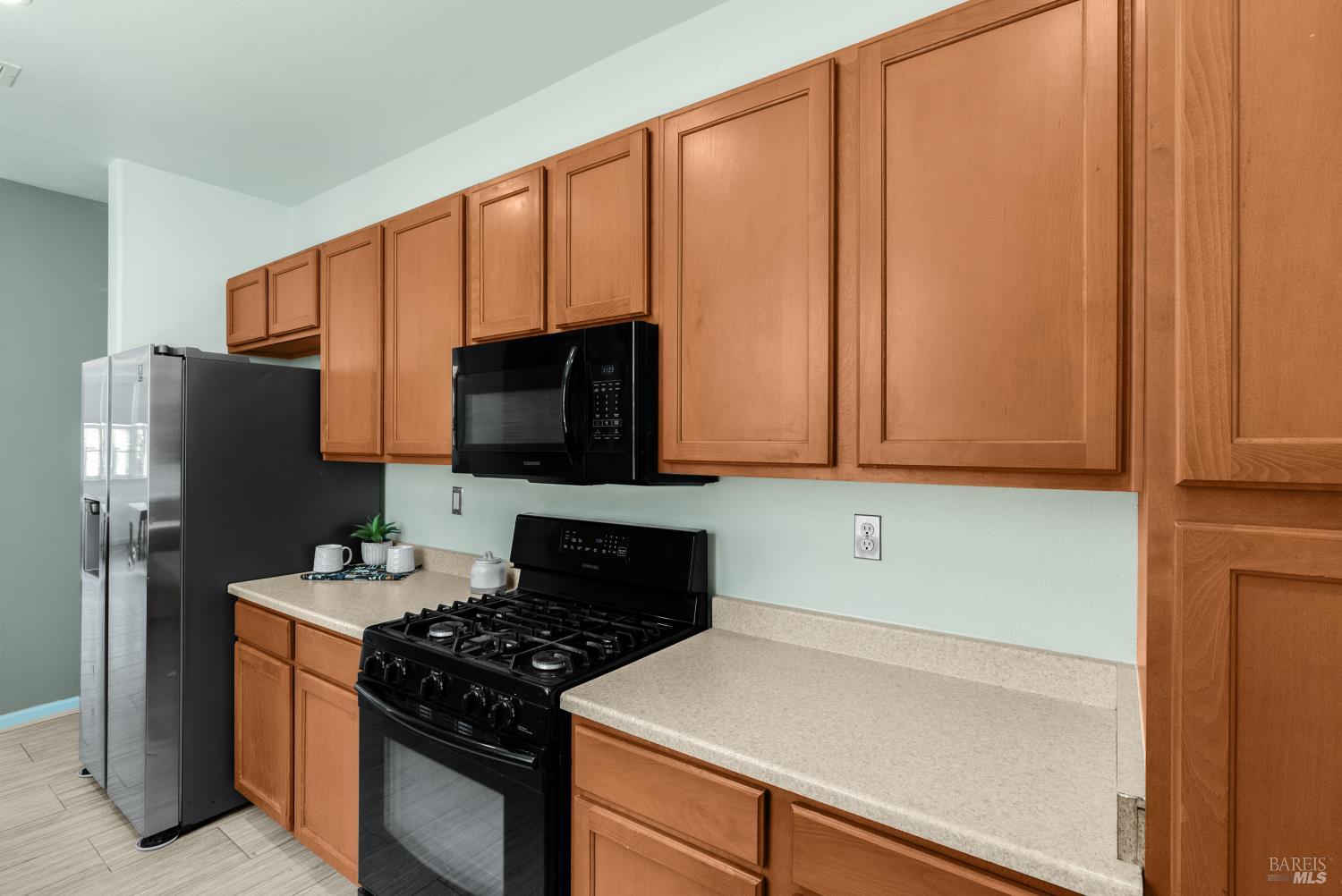 2556 N Village Drive Santa Rosa CA 95403