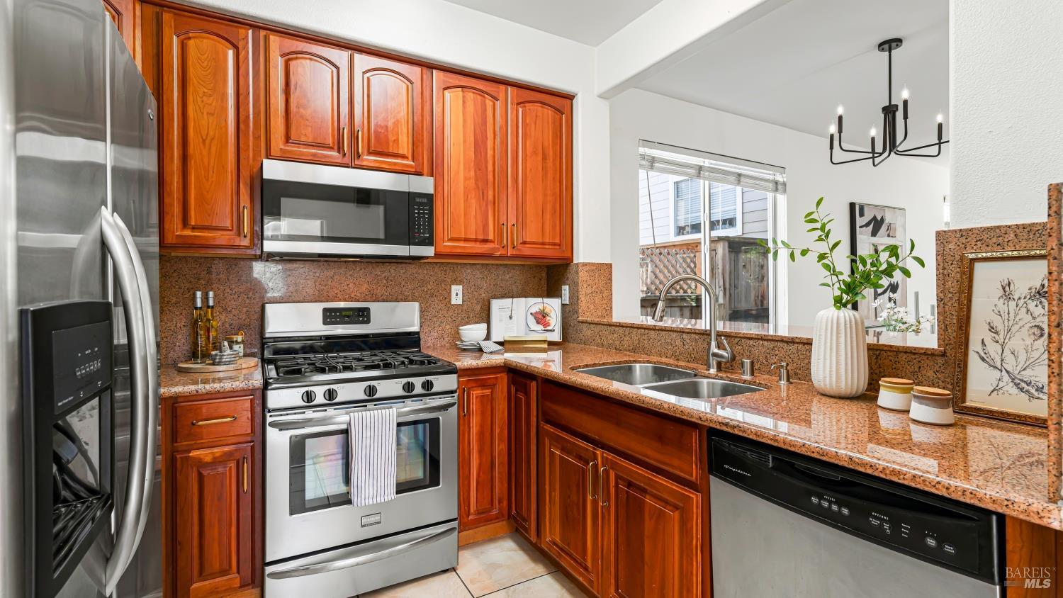 1014 Addison Circle Petaluma CA 94952