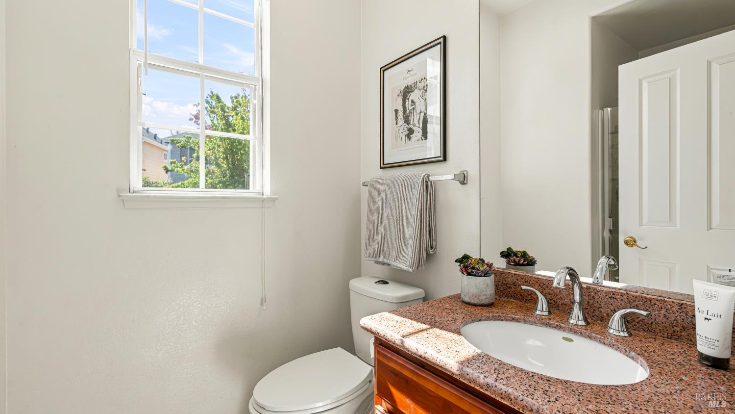 1014 Addison Circle Petaluma CA 94952