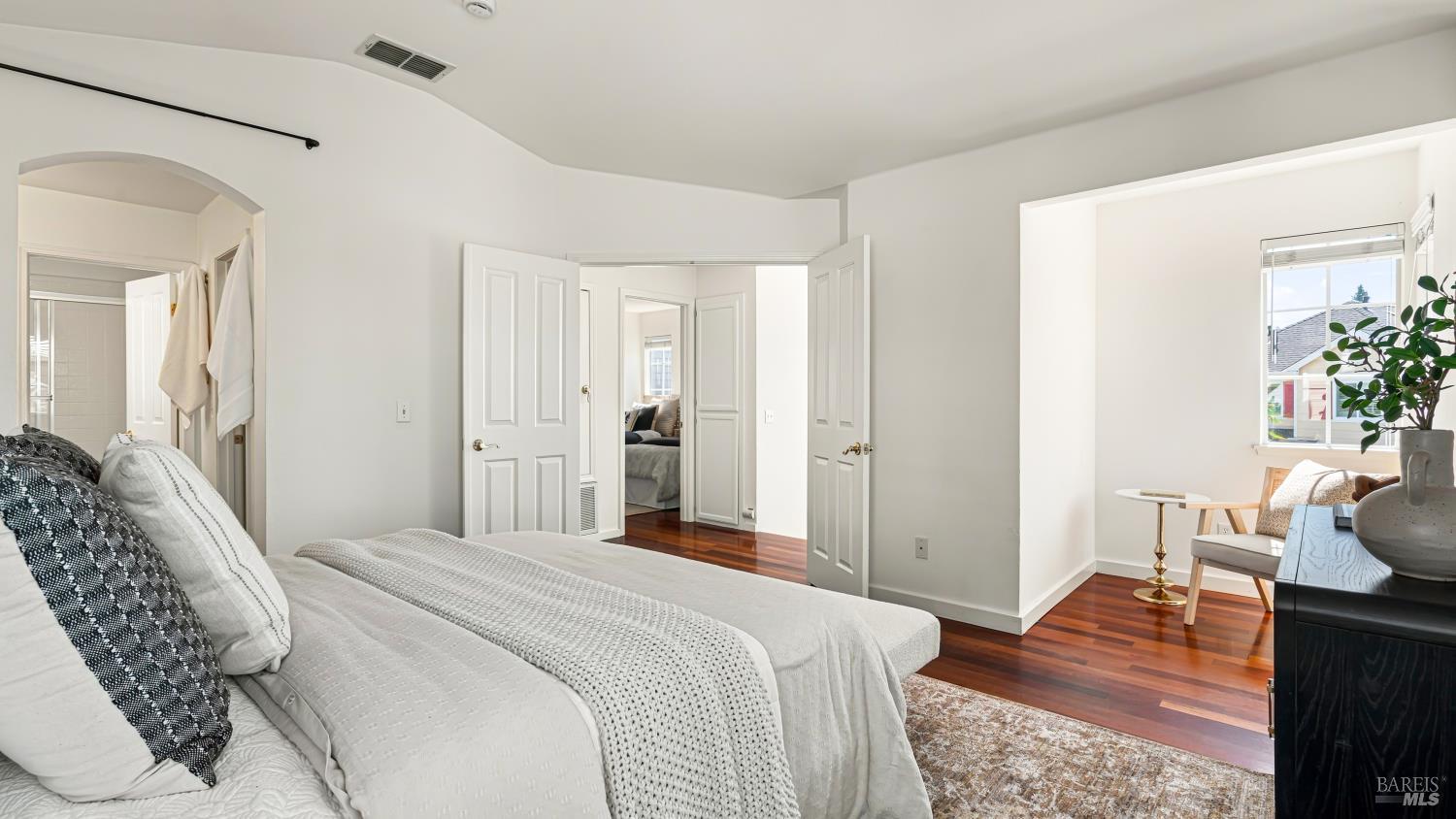 1014 Addison Circle Petaluma CA 94952