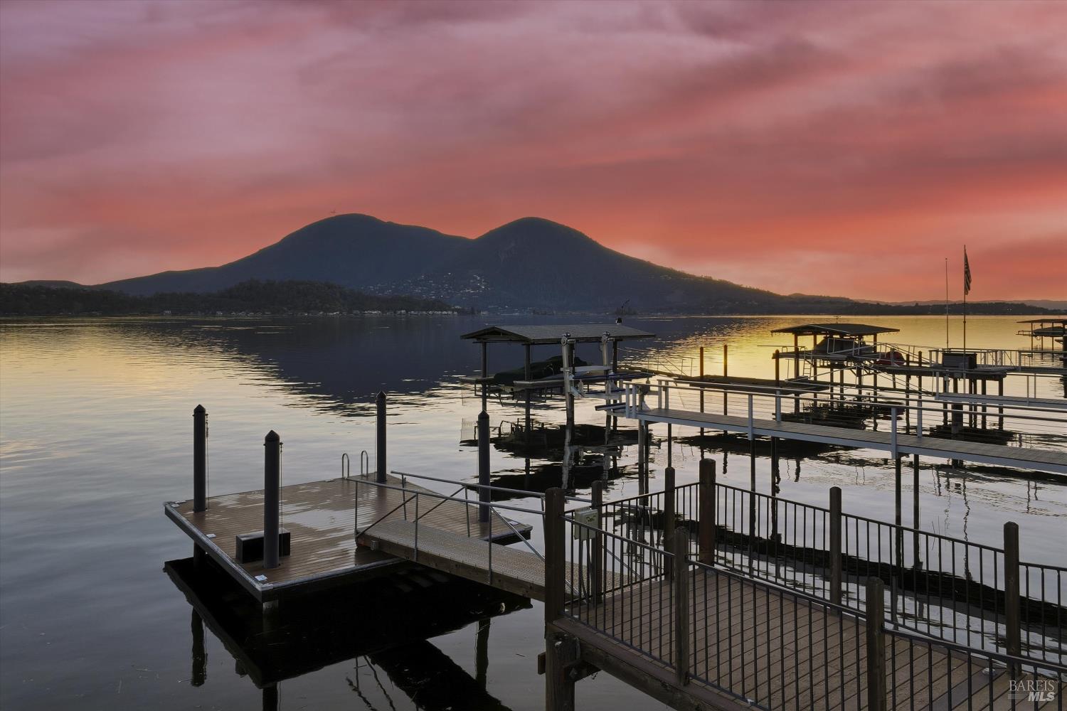 10727 E Highway 20 Clearlake Oaks CA 95423