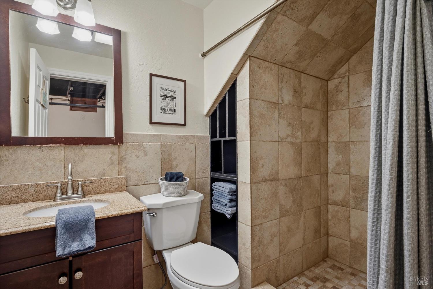 10727 E Highway 20 Clearlake Oaks CA 95423