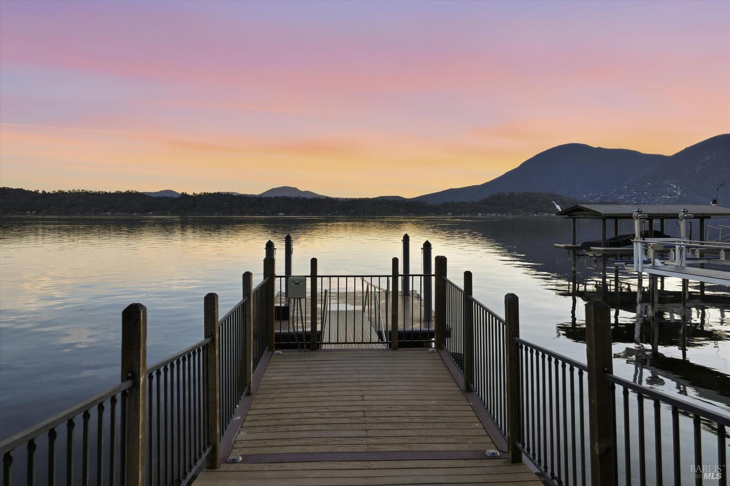 10727 E Highway 20 Clearlake Oaks CA 95423
