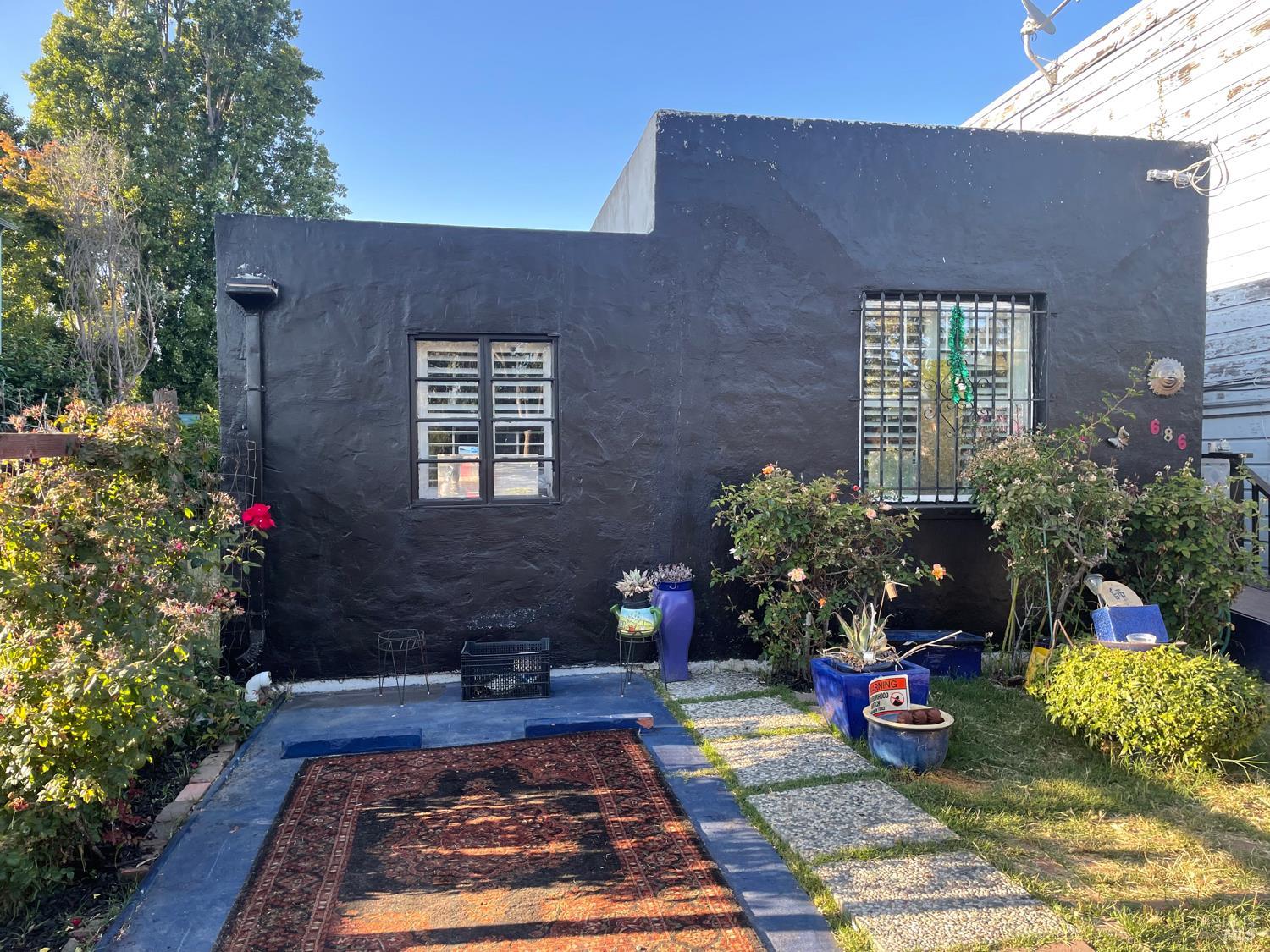 686 29th Street Oakland CA 94609