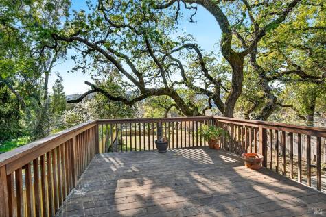 105 Hooker Avenue Sonoma CA 95476
