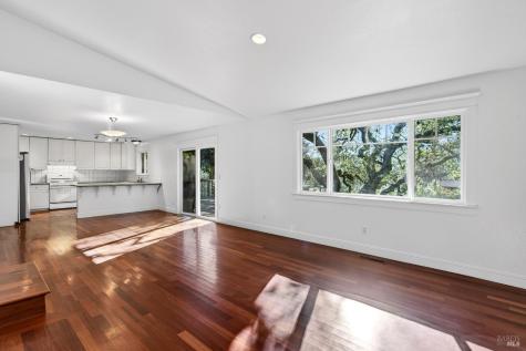 105 Hooker Avenue Sonoma CA 95476