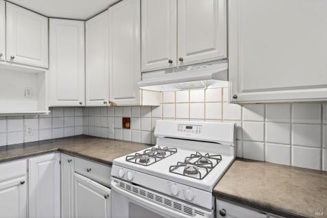 105 Hooker Avenue Sonoma CA 95476