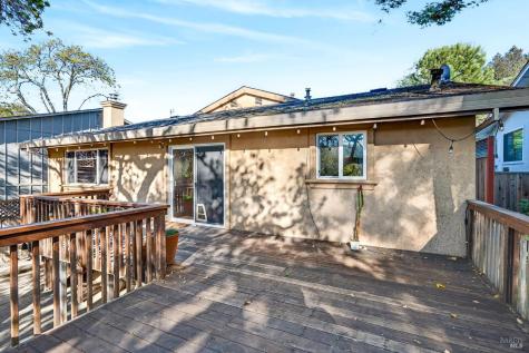 105 Hooker Avenue Sonoma CA 95476