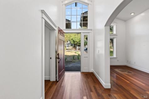 105 Hooker Avenue Sonoma CA 95476