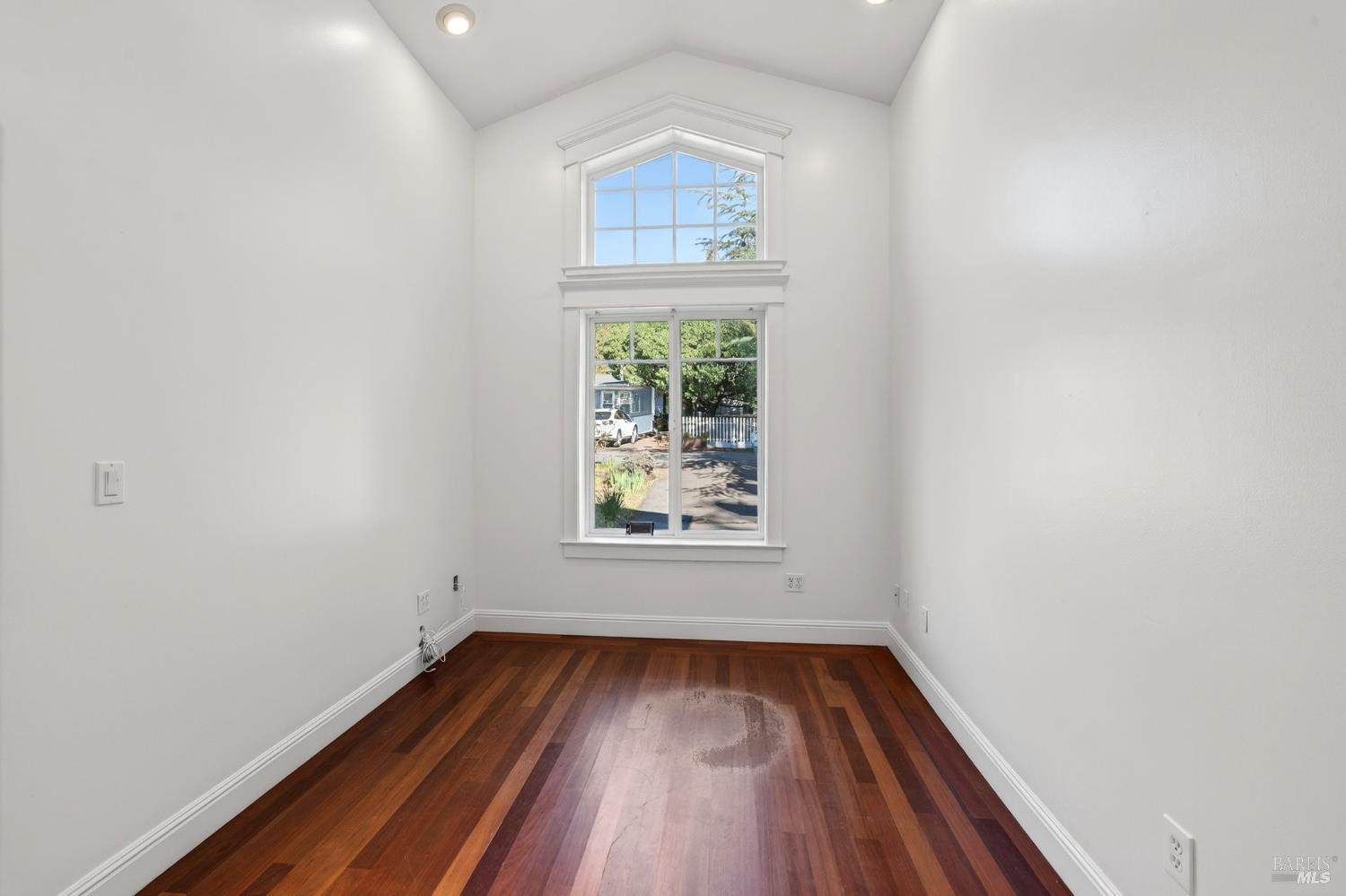 105 Hooker Avenue Sonoma CA 95476
