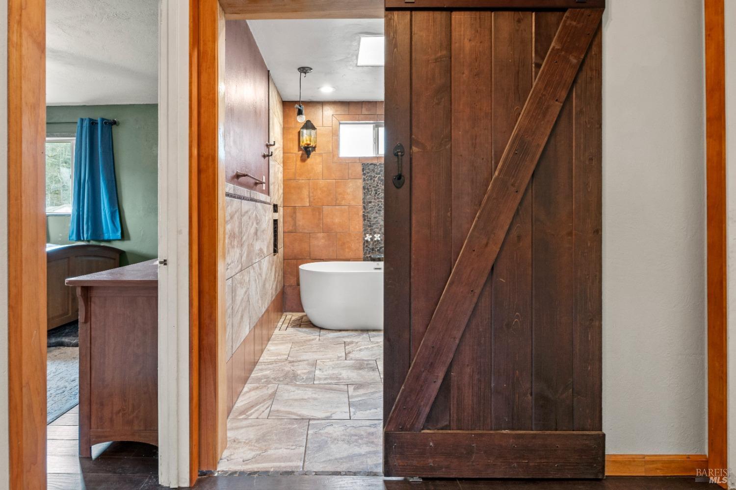 210 Bourbon Lane Ukiah CA 95482