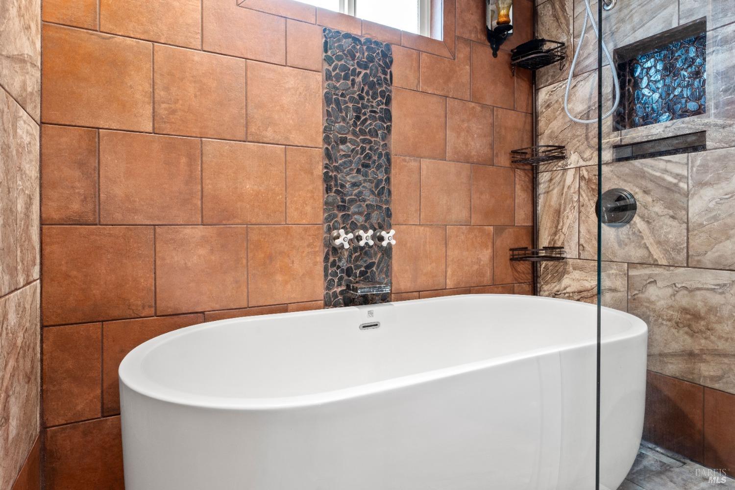 210 Bourbon Lane Ukiah CA 95482