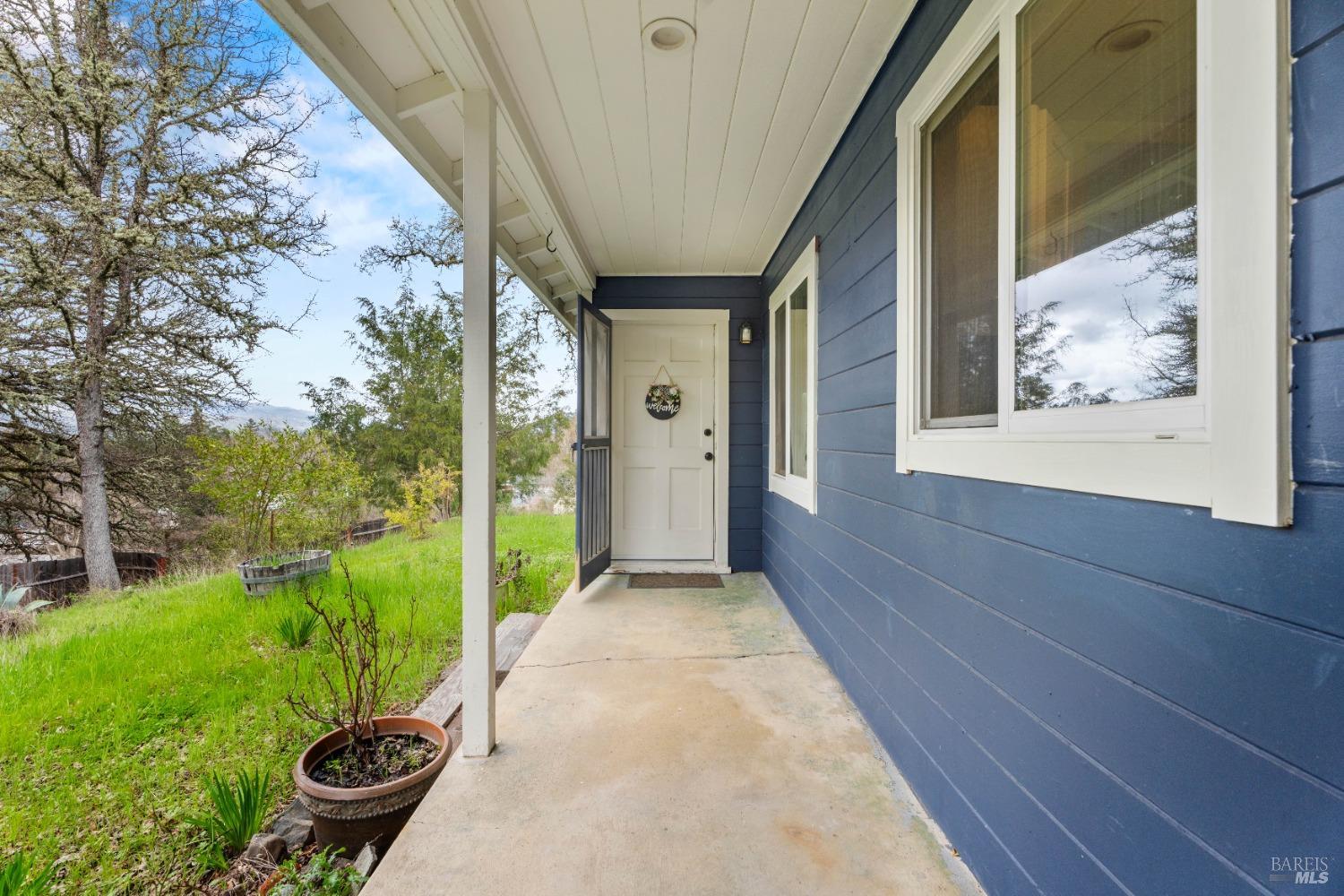 210 Bourbon Lane Ukiah CA 95482