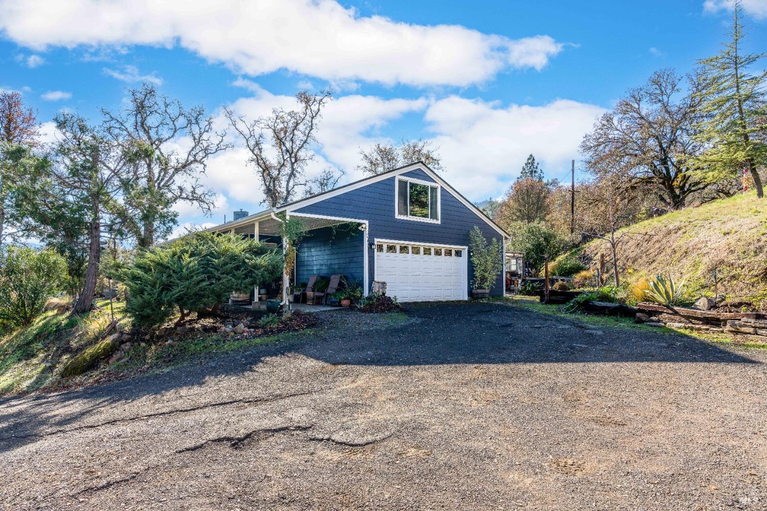 210 Bourbon Lane Ukiah CA 95482
