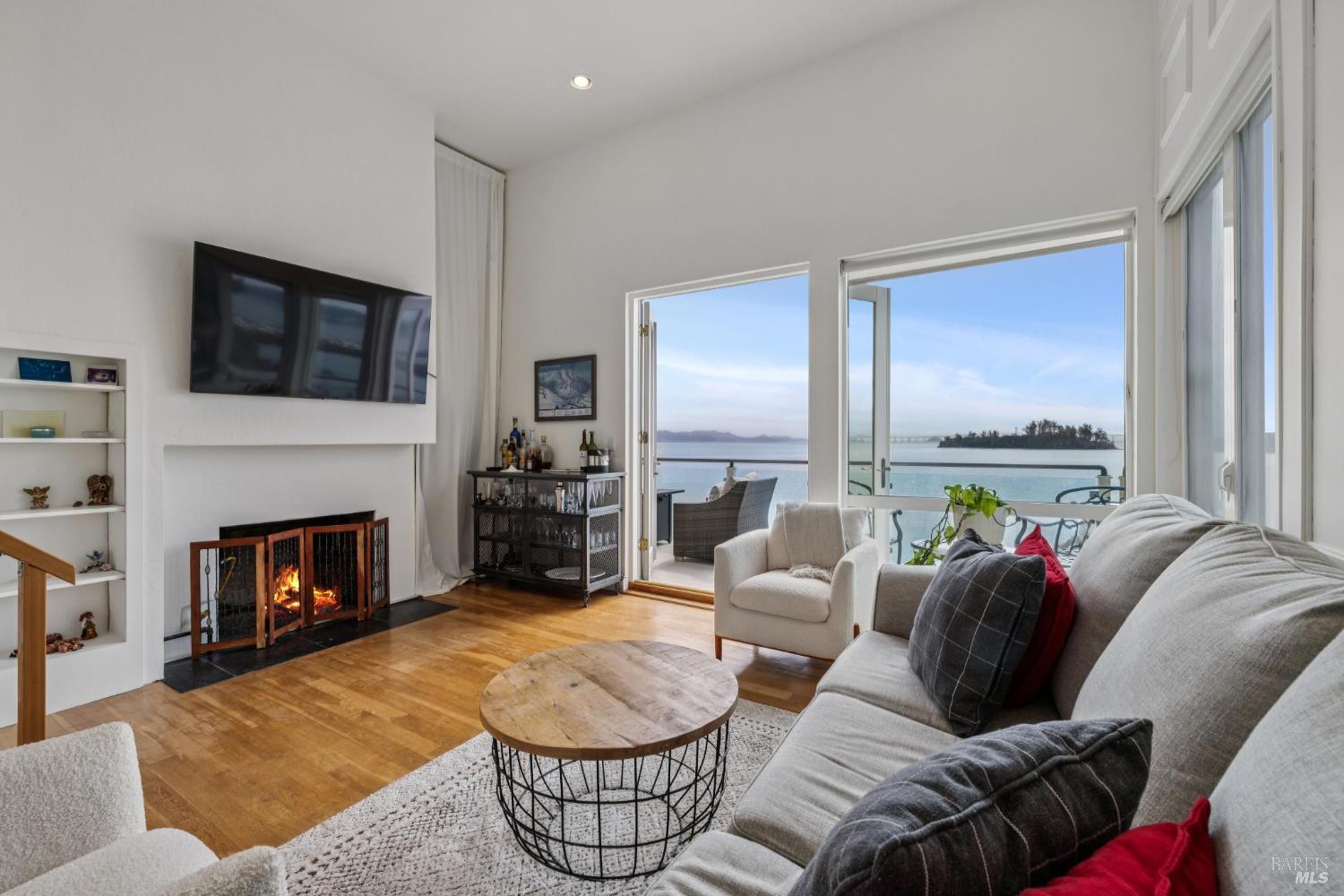 187 Oak Drive San Rafael CA 94901