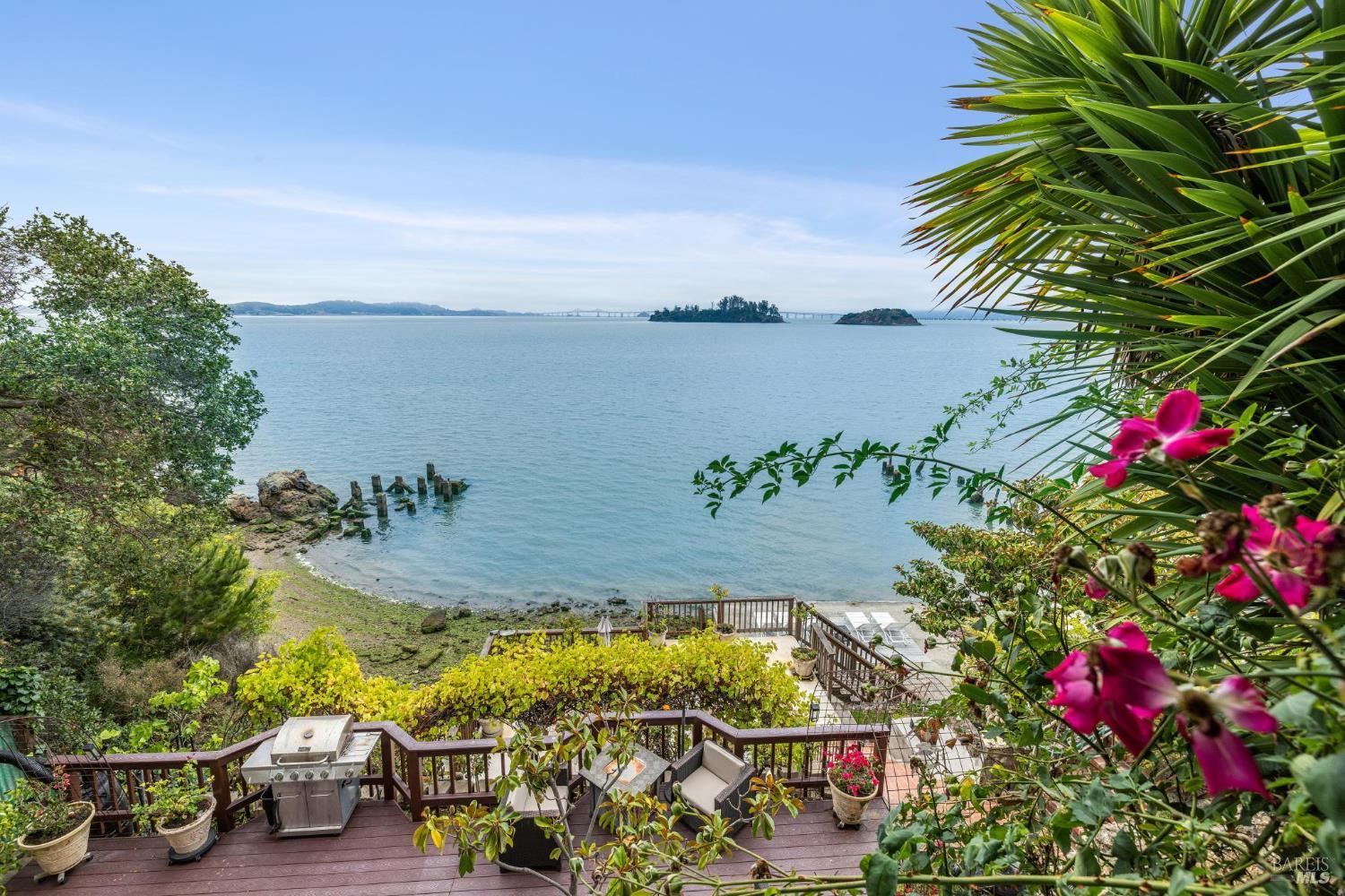 187 Oak Drive San Rafael CA 94901