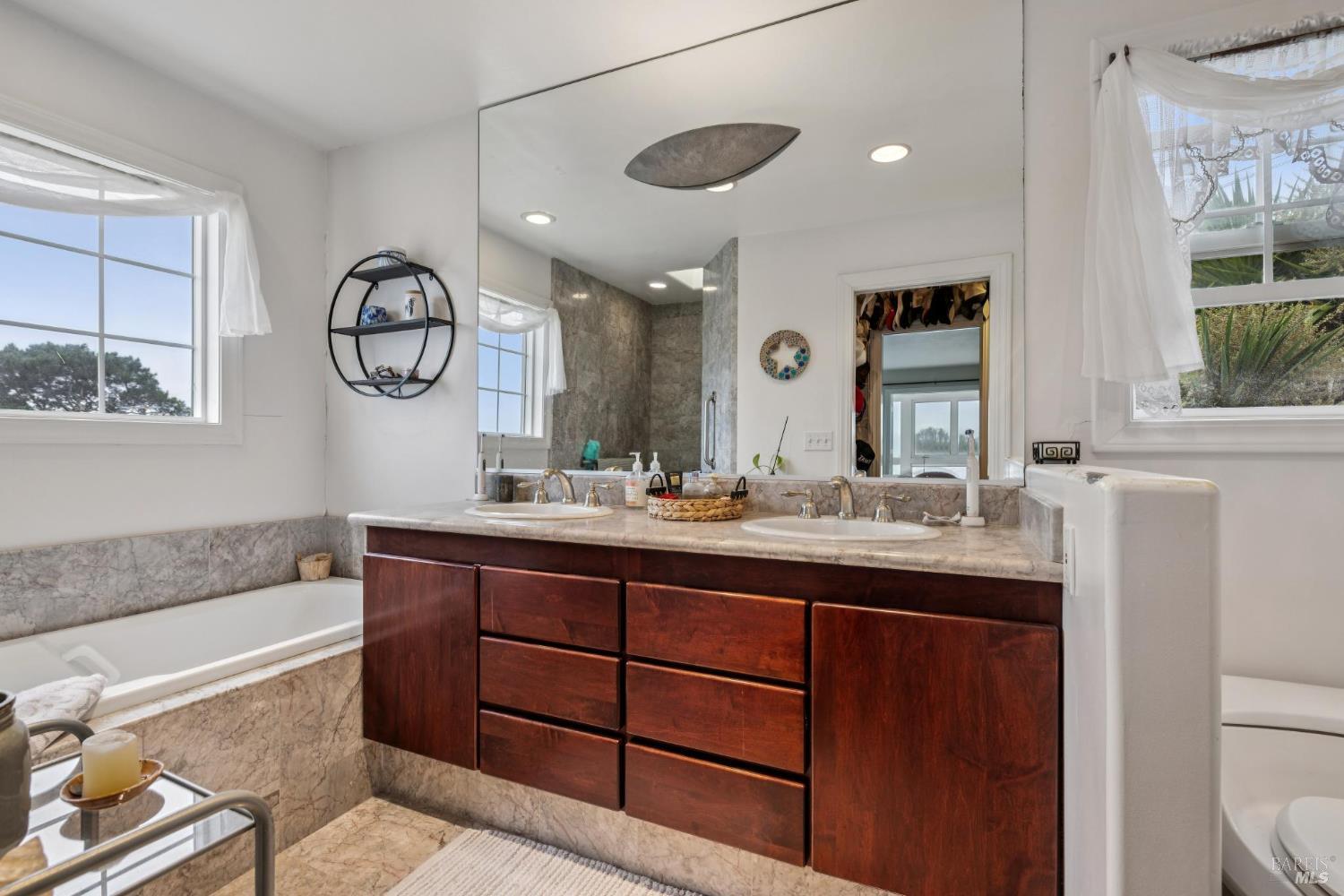 187 Oak Drive San Rafael CA 94901