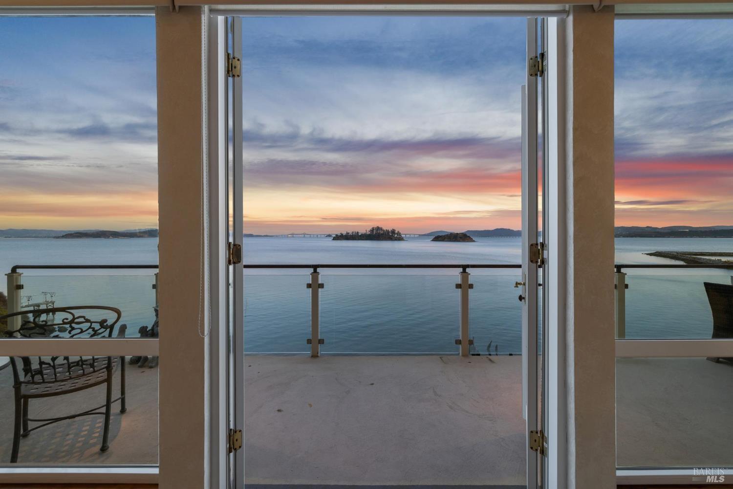 187 Oak Drive San Rafael CA 94901