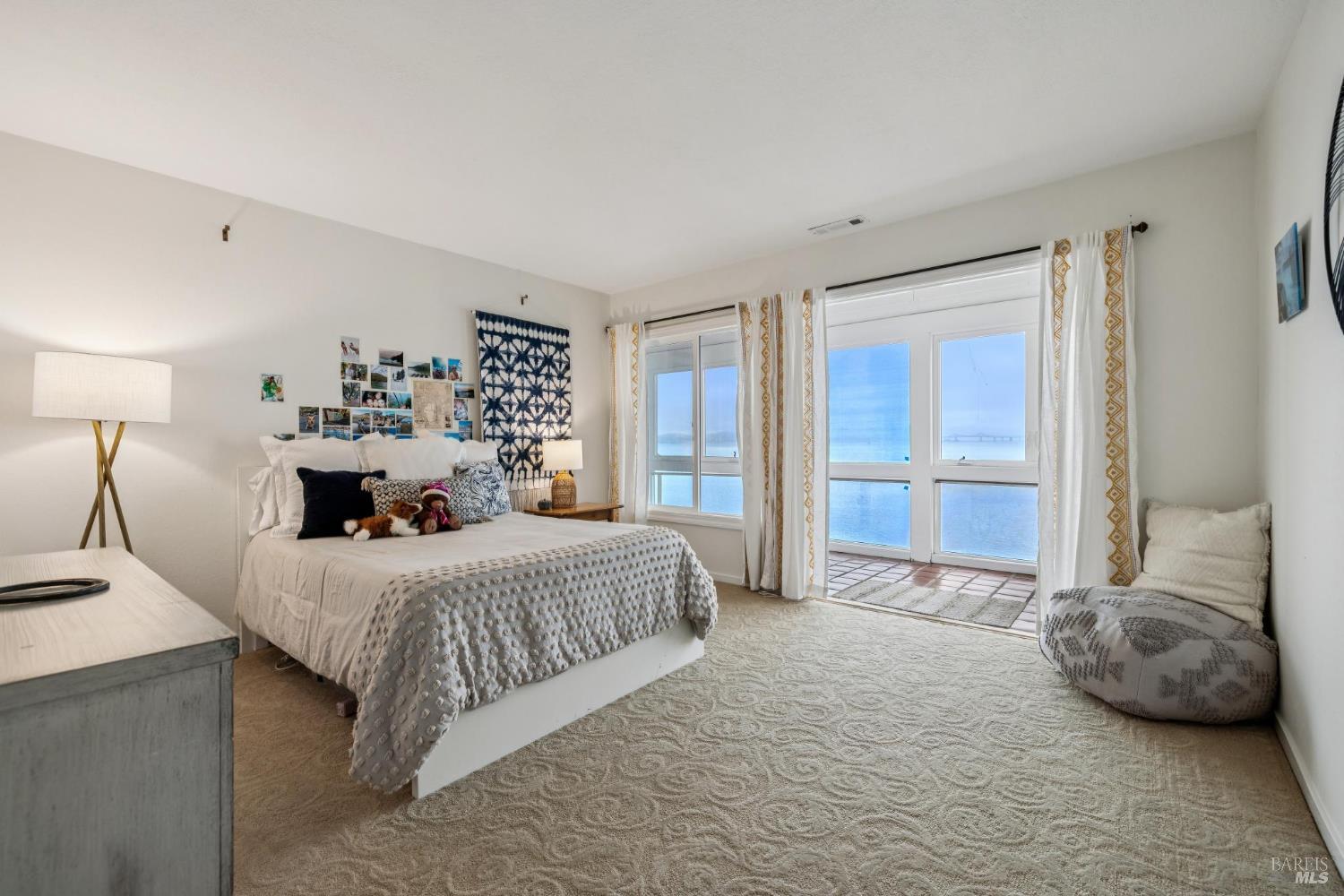 187 Oak Drive San Rafael CA 94901