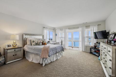 187 Oak Drive San Rafael CA 94901