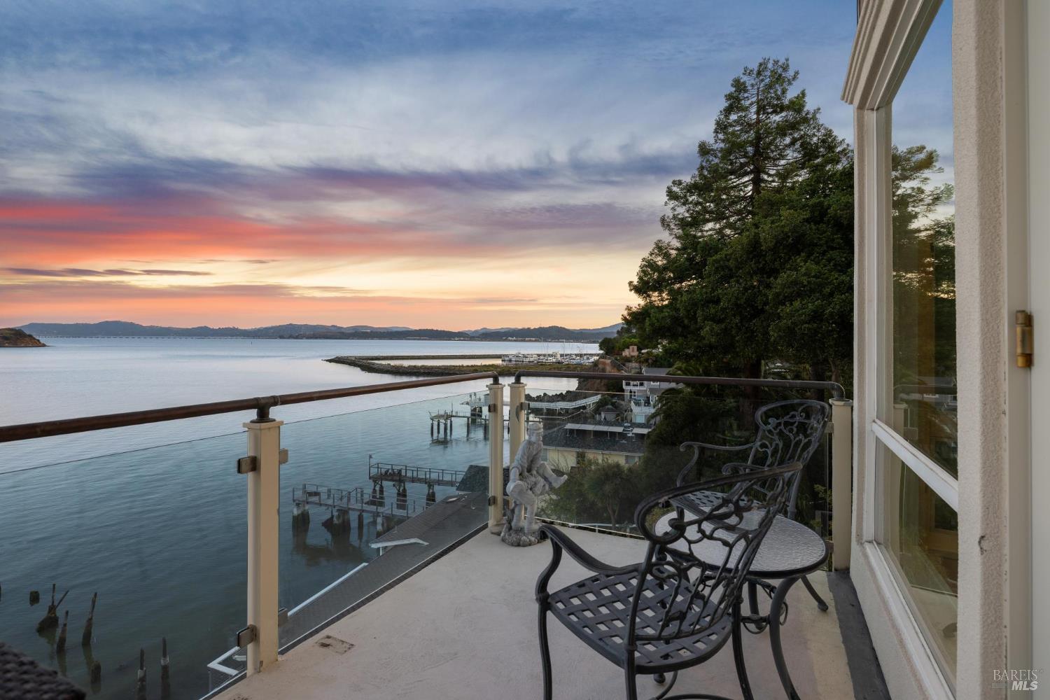 187 Oak Drive San Rafael CA 94901