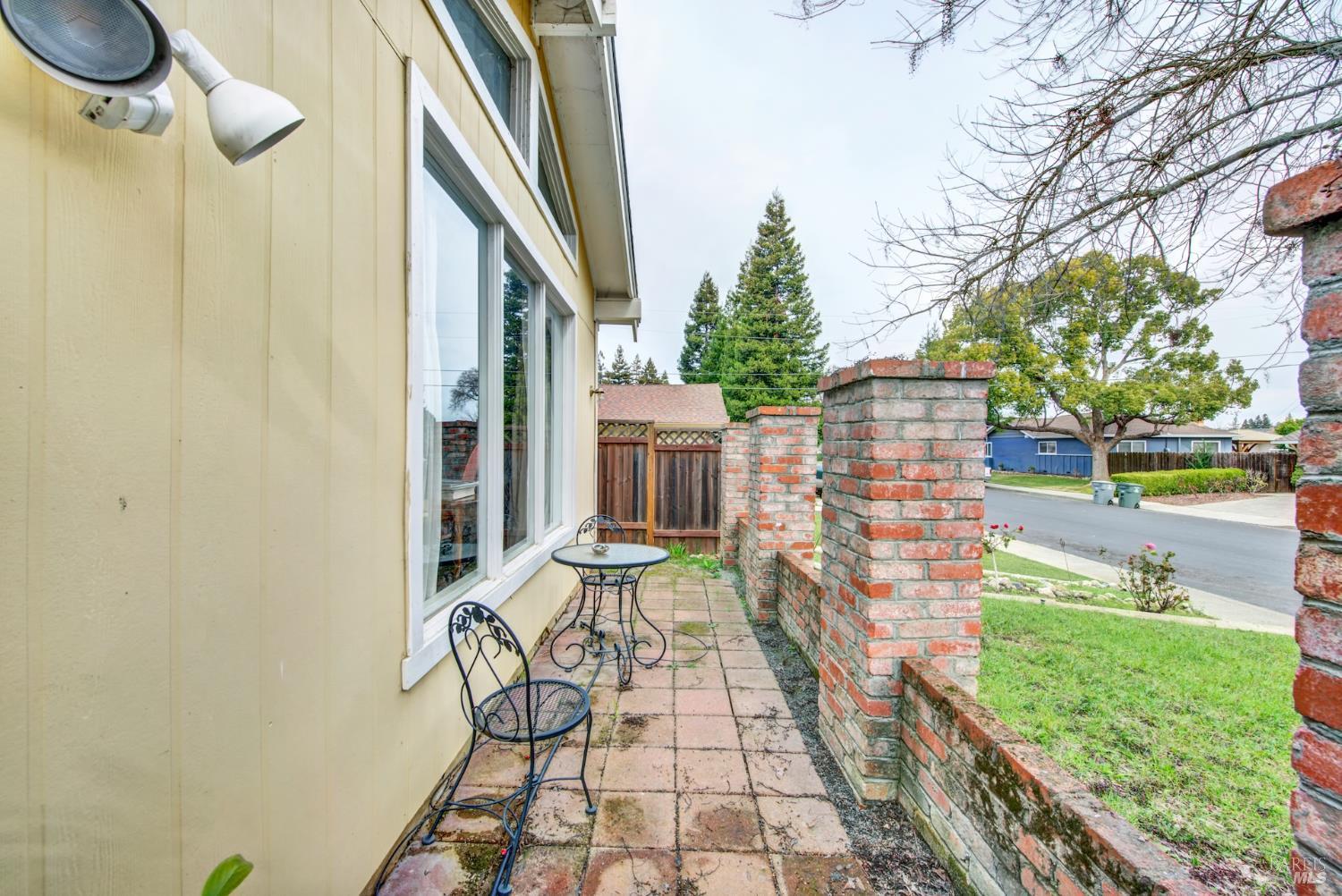 620 Walnut Avenue Vacaville CA 95688