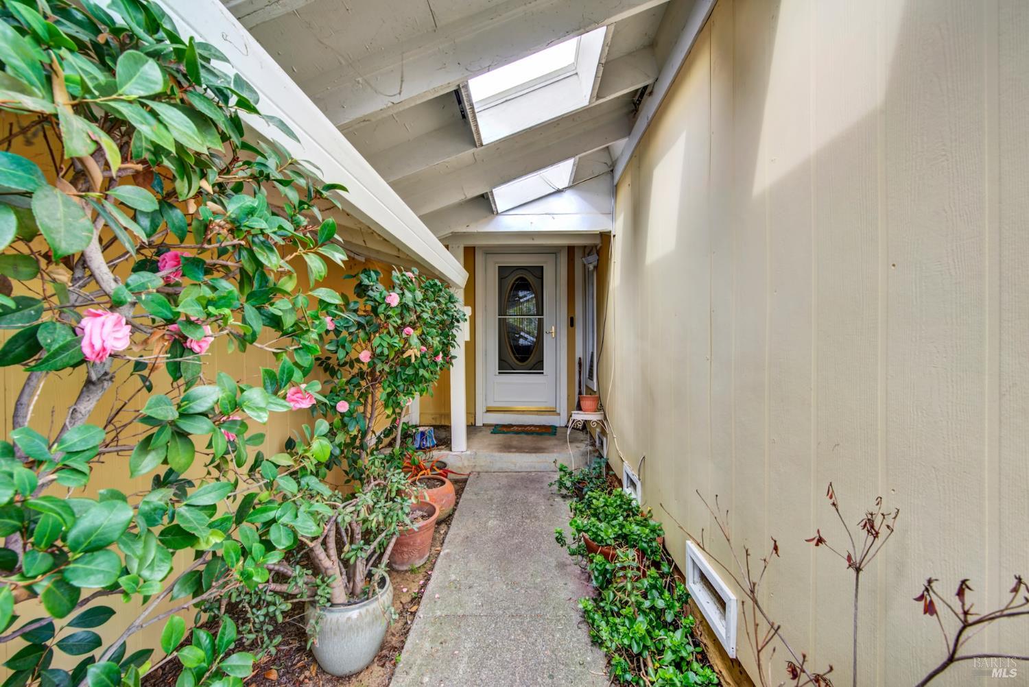 620 Walnut Avenue Vacaville CA 95688