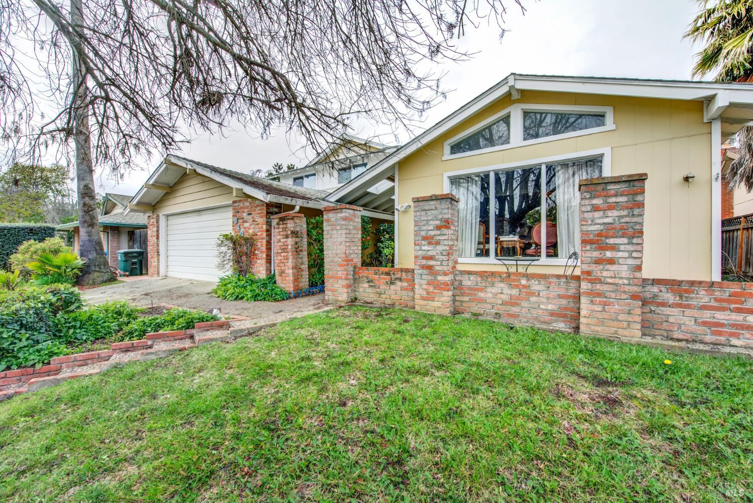 620 Walnut Avenue Vacaville CA 95688