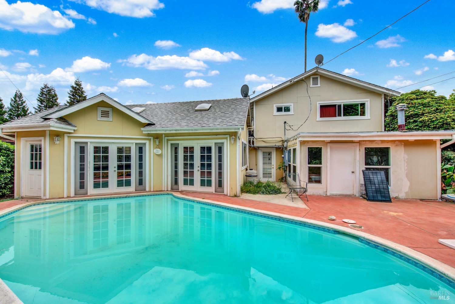 620 Walnut Avenue Vacaville CA 95688