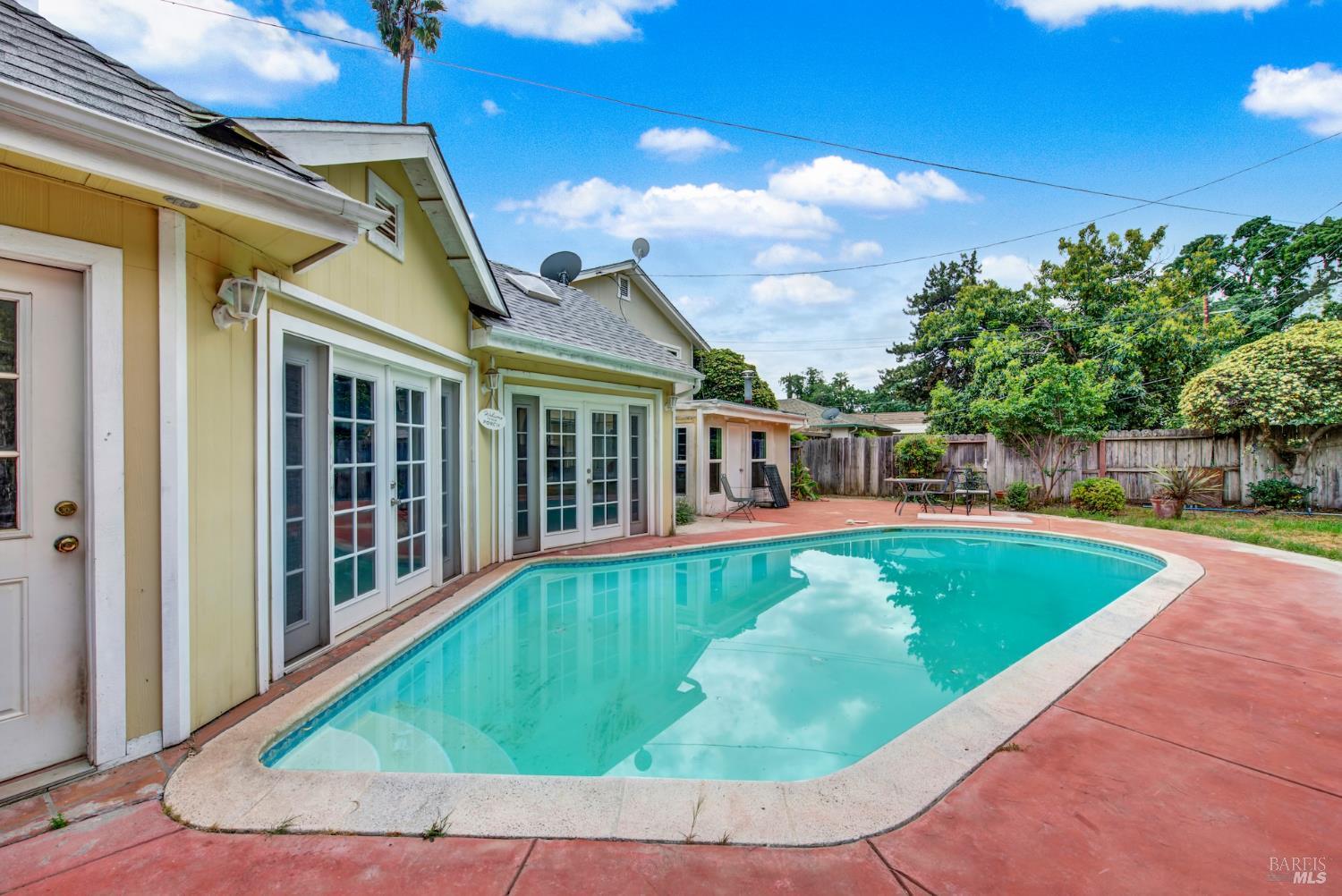 620 Walnut Avenue Vacaville CA 95688