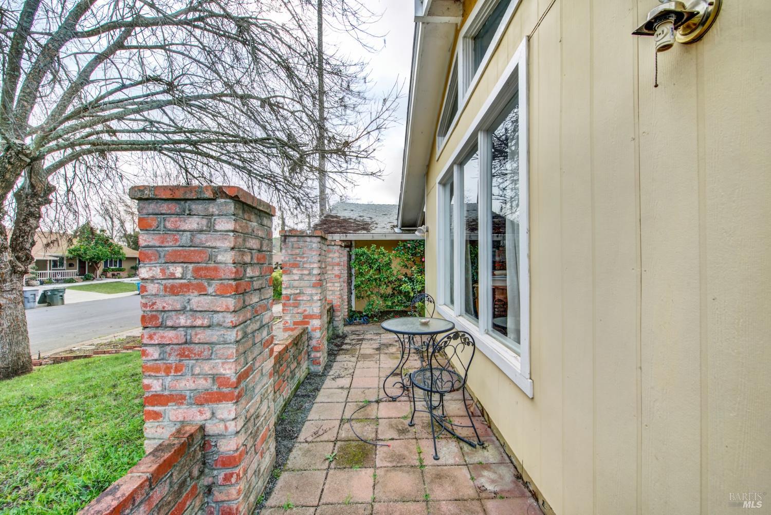 620 Walnut Avenue Vacaville CA 95688