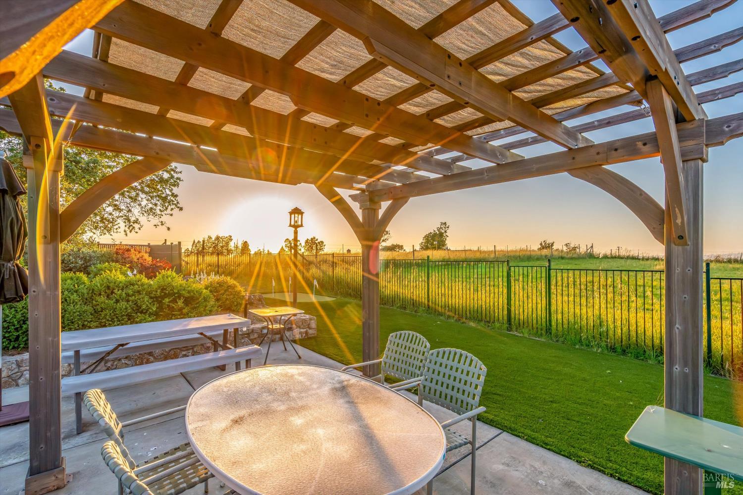 4760 Blank Road Sebastopol CA 95472