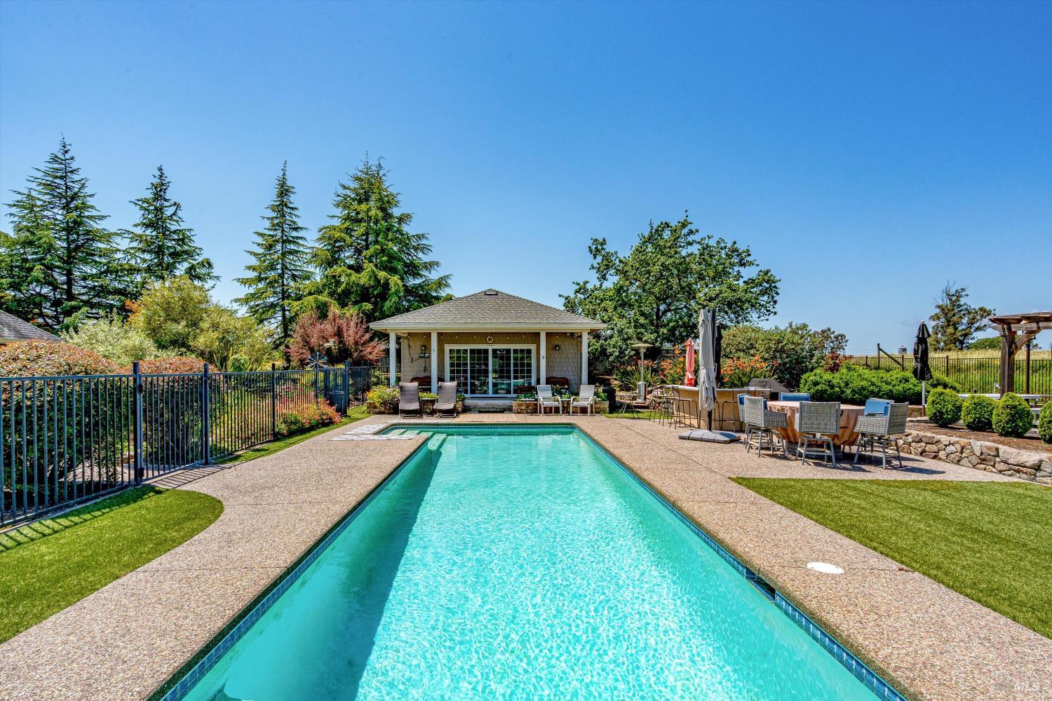4760 Blank Road Sebastopol CA 95472