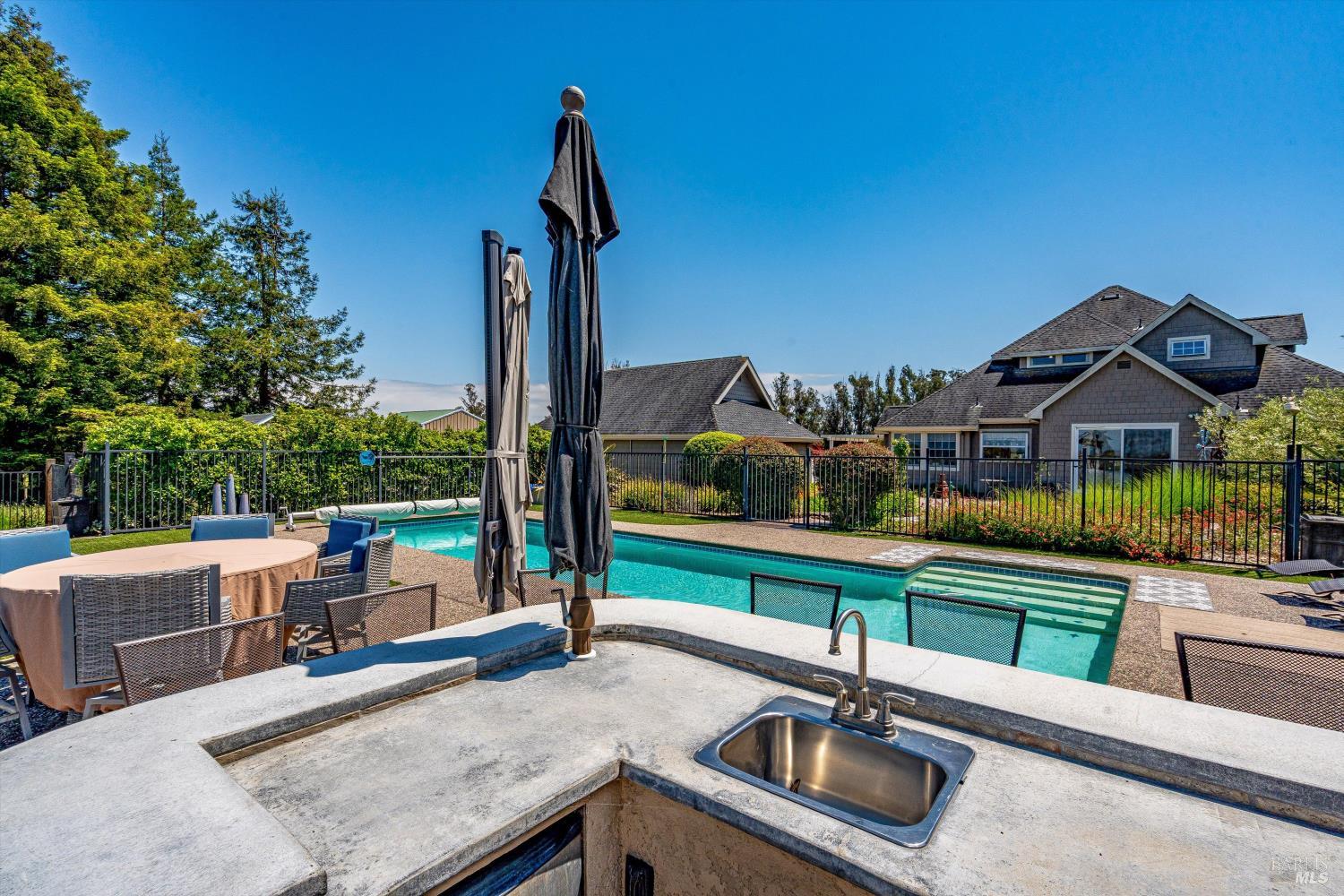 4760 Blank Road Sebastopol CA 95472