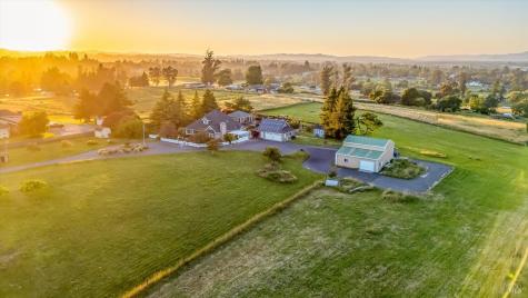 4760 Blank Road Sebastopol CA 95472
