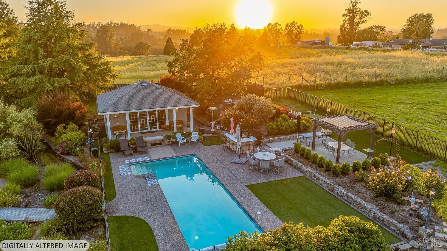 4760 Blank Road Sebastopol CA 95472