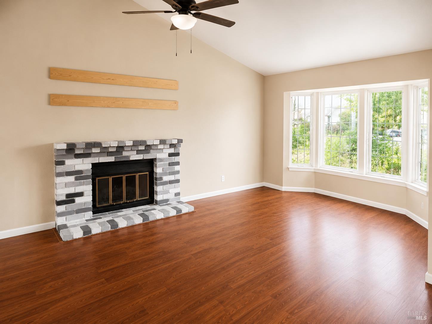 2168 California Drive Vacaville CA 95687