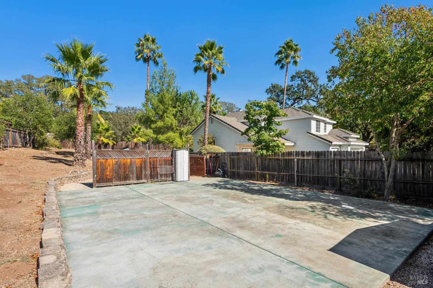 143 El Ritero Sonoma CA 95476