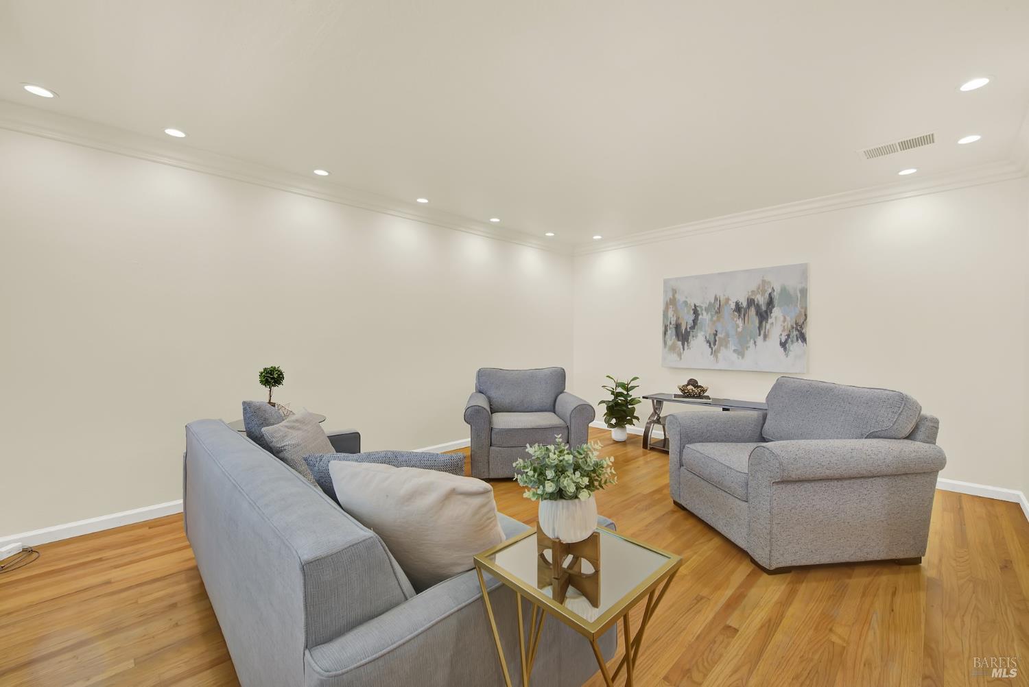 272 Jasmine Street Fairfield CA 94533