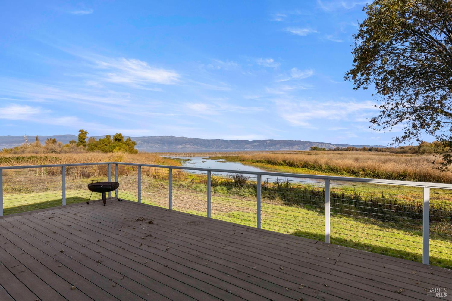 8 Queen Ann Way Lakeport CA 95453