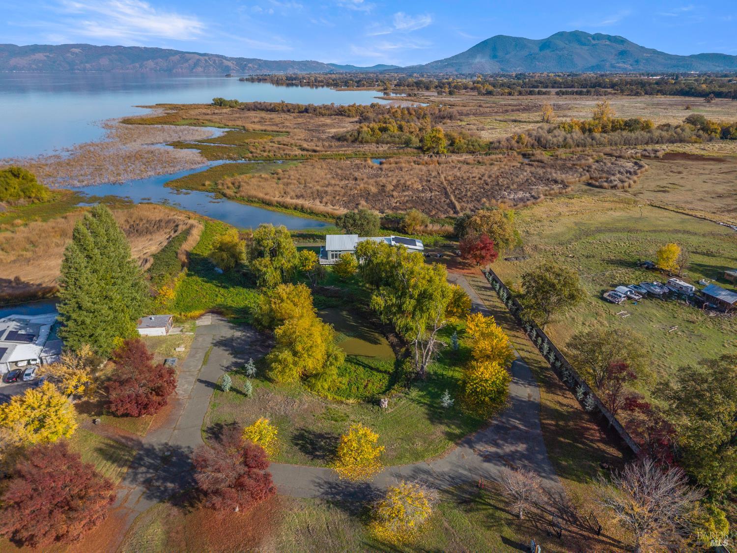 8 Queen Ann Way Lakeport CA 95453