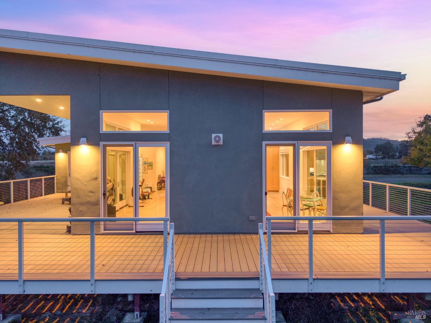 8 Queen Ann Way Lakeport CA 95453