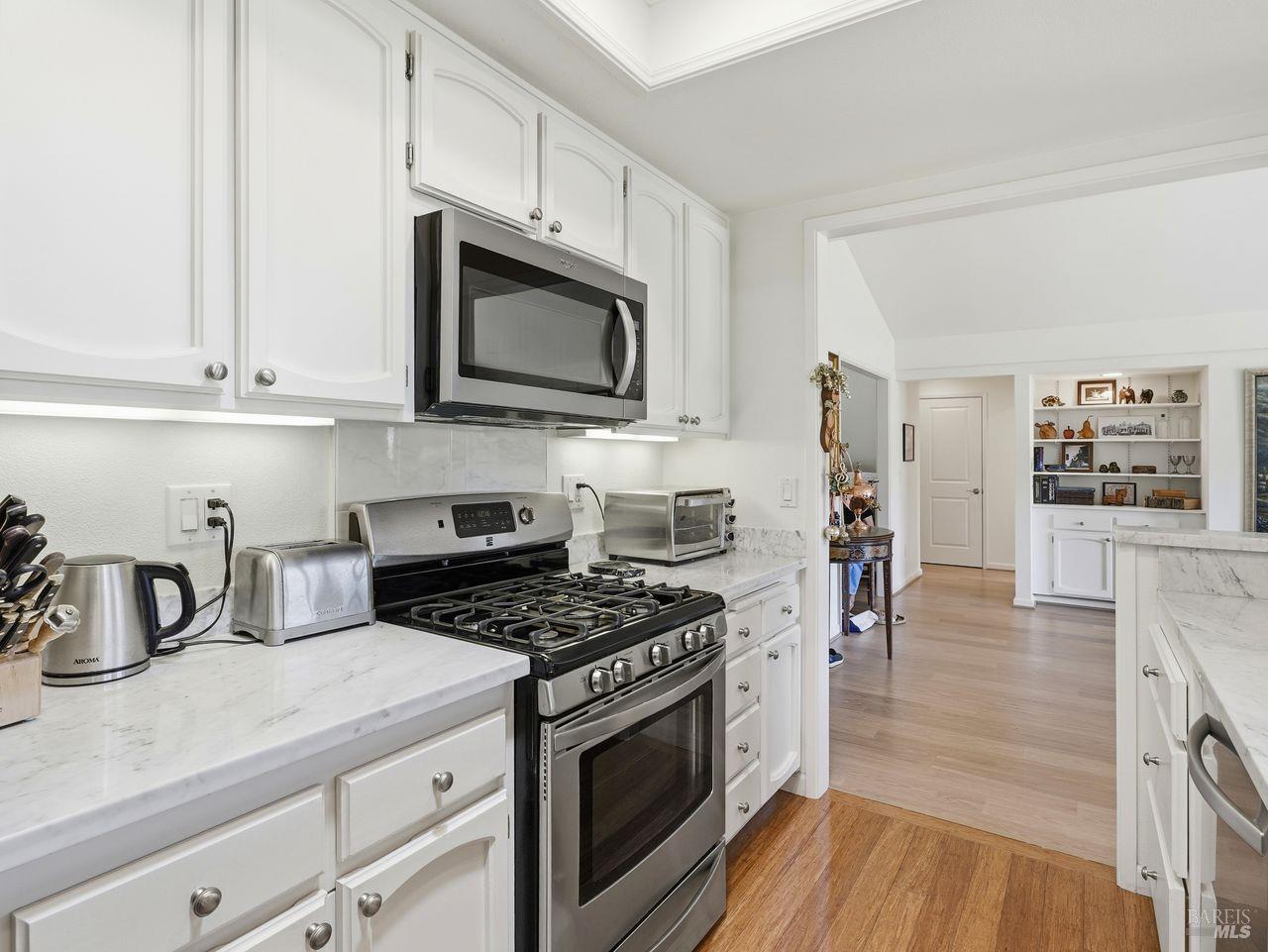 7083 Overlook Drive Santa Rosa CA 95409